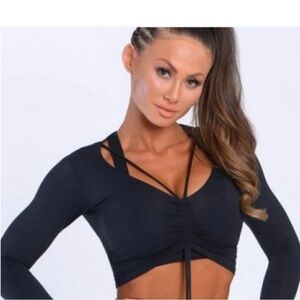 Bombshell Sportswear Black Long-Sleeve Strappy Ruched Crop Top